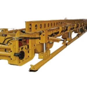 帶式輸送機(jī)用自移機(jī)尾